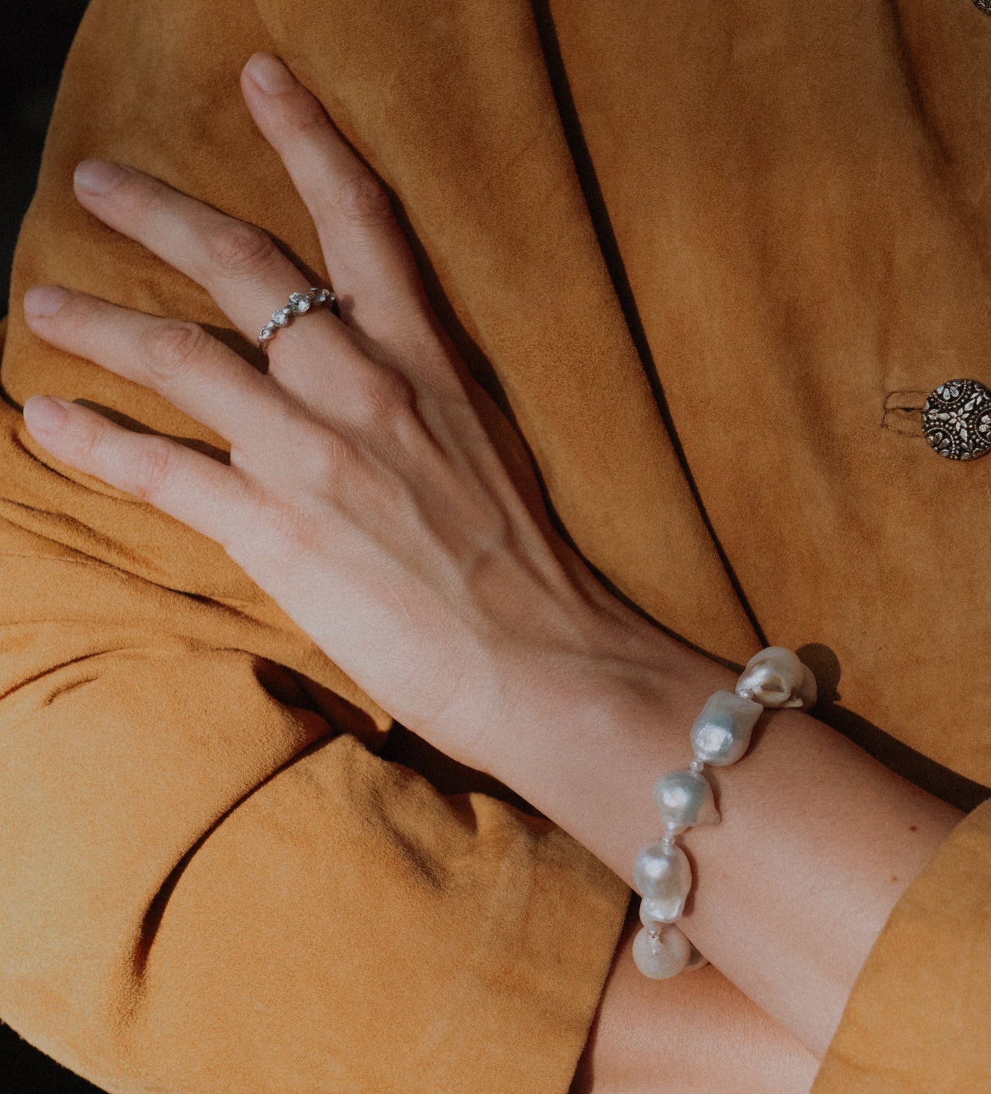 Glassy Bracelet
