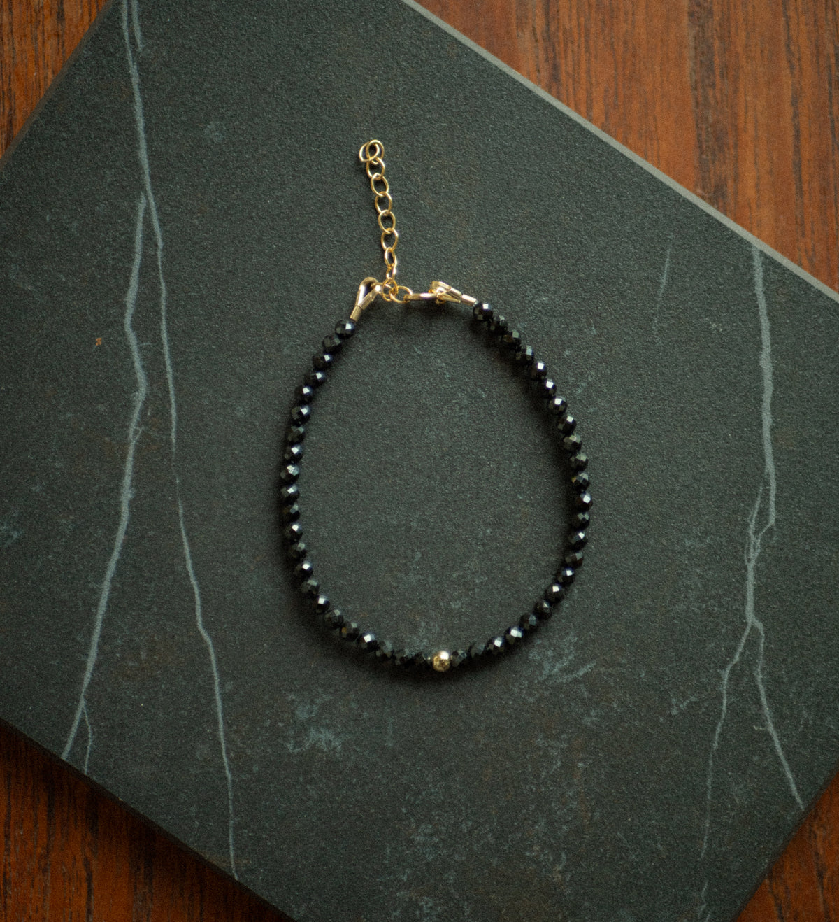 Moon Mini Dot Bracelet