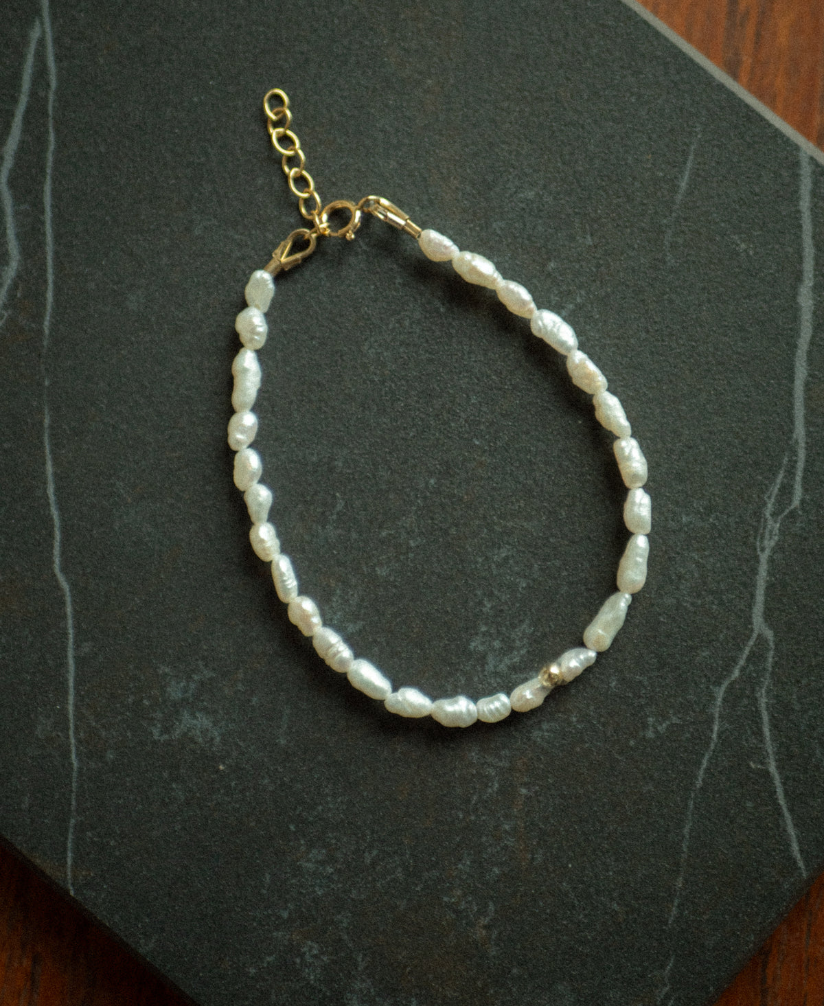 Seashell Rice Dot Bracelet