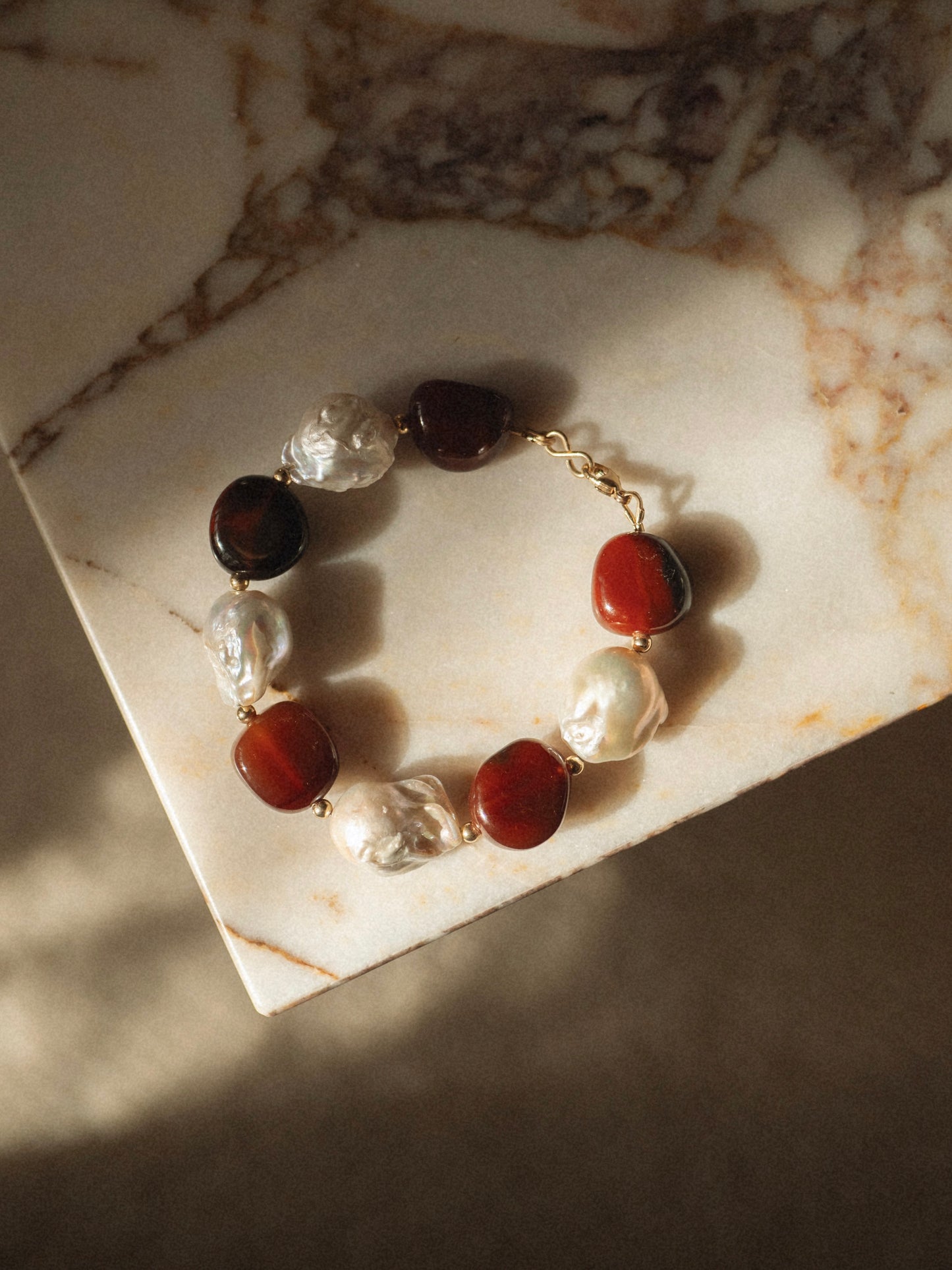 Glassy Mocha Bracelet